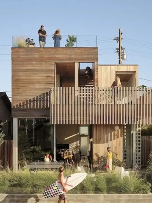 Drewniane domki do wynajęcia w surferskiej lokalizacji z dużą ilością zieleni, blisko plaży